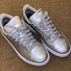 Adidas Advantage Sneaker